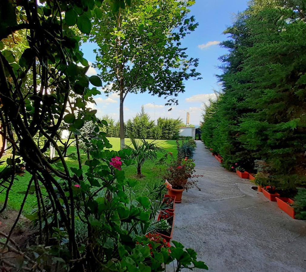 Семеен Хотел Къща Тодорови Stara Zagora Exteriér fotografie
